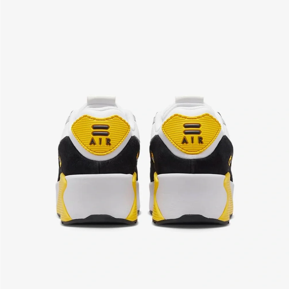 Nike Air Max 90‎ LV8